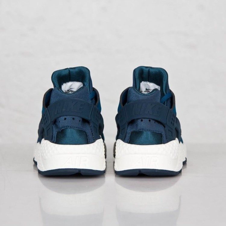 Nike Wmns Air Huarache Run
