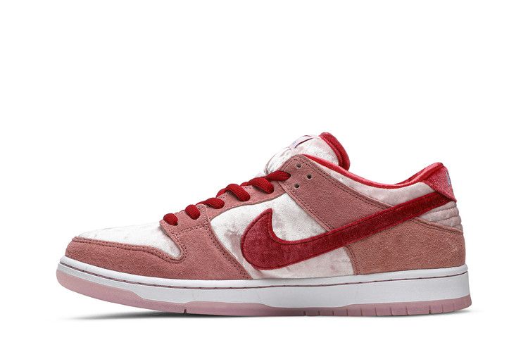 StrangeLove x Nike Dunk Low SB 'Valentine's Day' Special Box