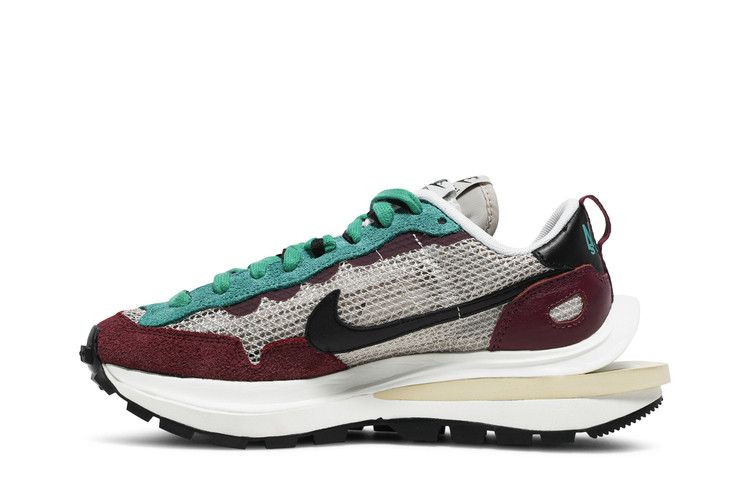 sacai x Nike VaporWaffle SP 'Villain Red'