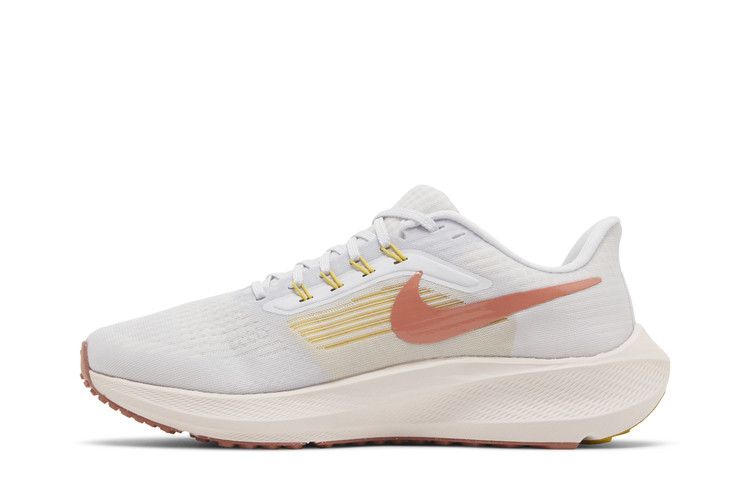 Nike Wmns Air Zoom Pegasus 39 'Whisper Madder Root'