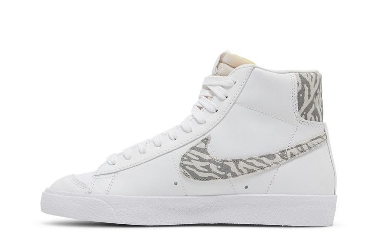 Nike Wmns Blazer Mid '77 SE 'Zebra'