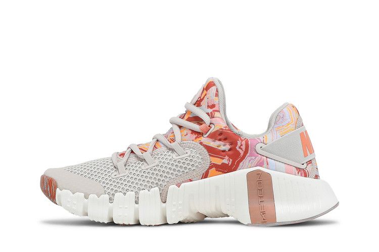 Nike Wmns Free Metcon 4 'Desert Sand Crimson Bliss'