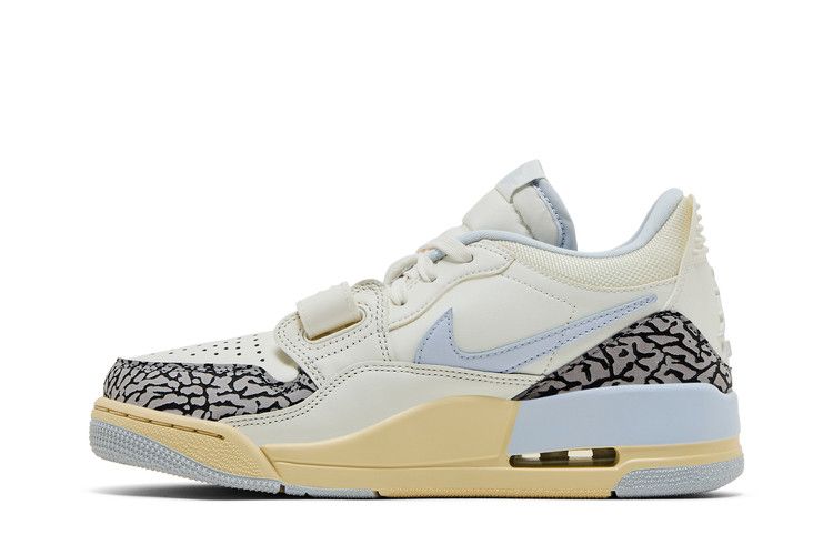 Air Jordan Wmns Jordan Legacy 312 Low 'Sail Football Grey'