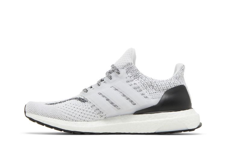 Adidas Wmns UltraBoost 5 DNA 'White Black'