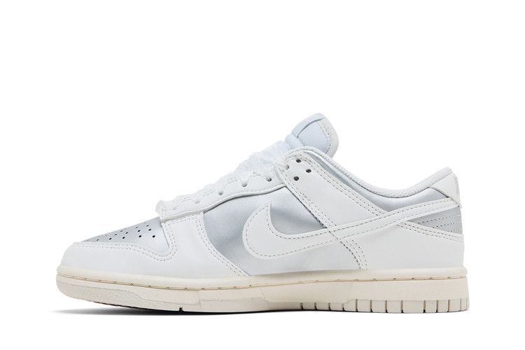 Nike Wmns Dunk Low Next Nature 'Sheer Lace Pack - Metallic Platinum'