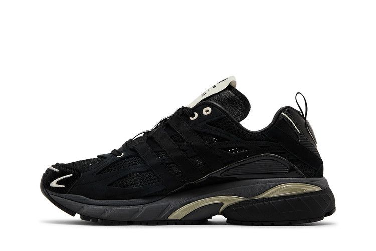 Song for the Mute x adidas Adistar Cushion 'Black'