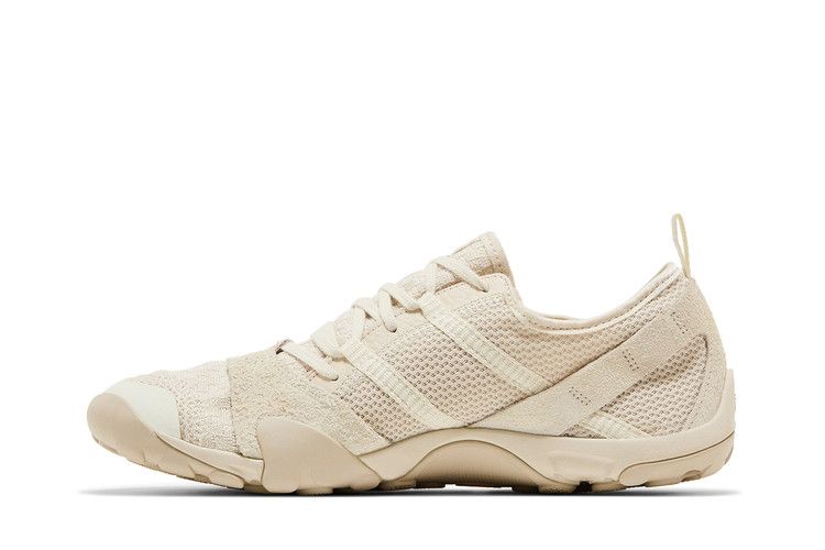 New Balance MT10 'Angora Linen'