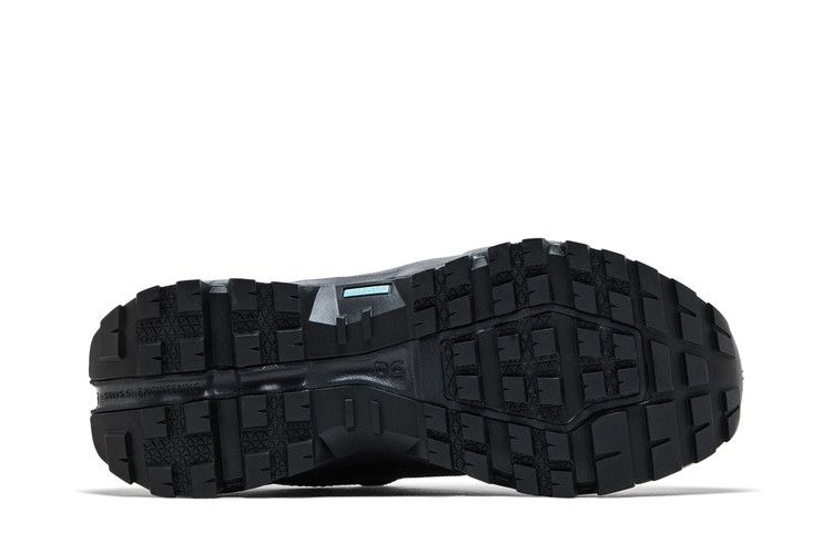ON Wmns Cloudrock Low Waterproof 'Triple Black'