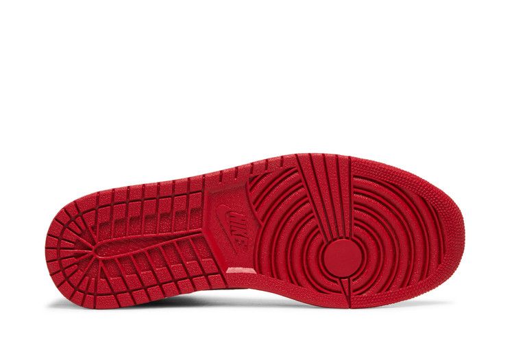 Air Jordan 1 Retro High 'Banned' 2011