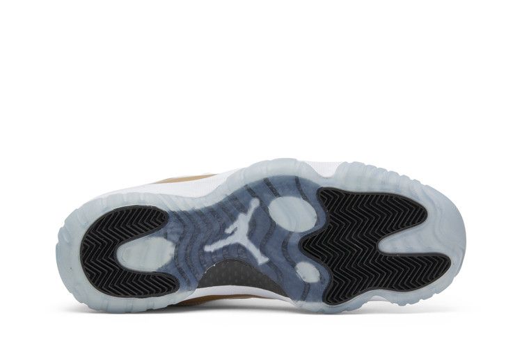 Air Jordan 11 Retro Low 'Closing Ceremony'