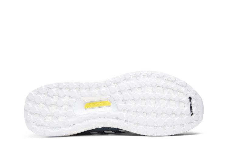 adidas UltraBoost 4.0 'Show Your Stripes'
