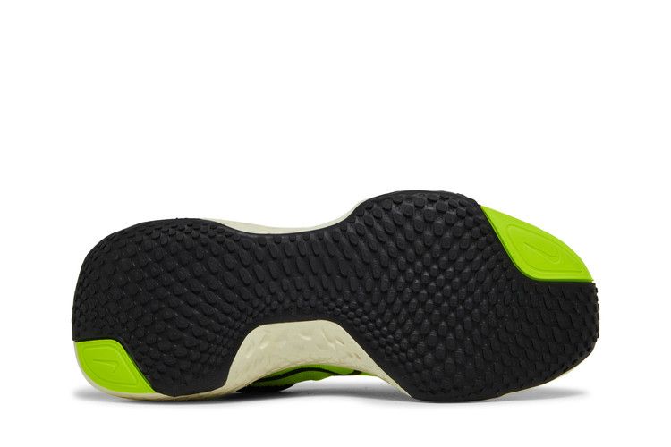 Nike ZoomX Invincible Run Flyknit 'Volt'