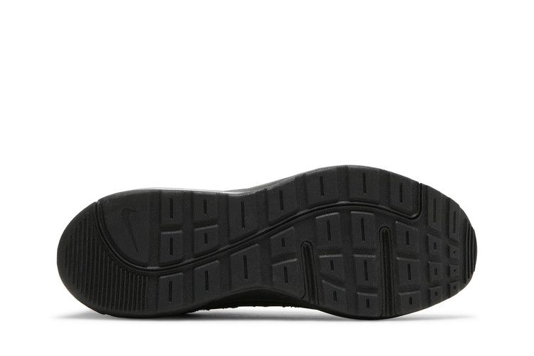 Nike Air Max AP 'Triple Black'