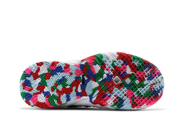Nike LeBron 18 GS 'James Gang'