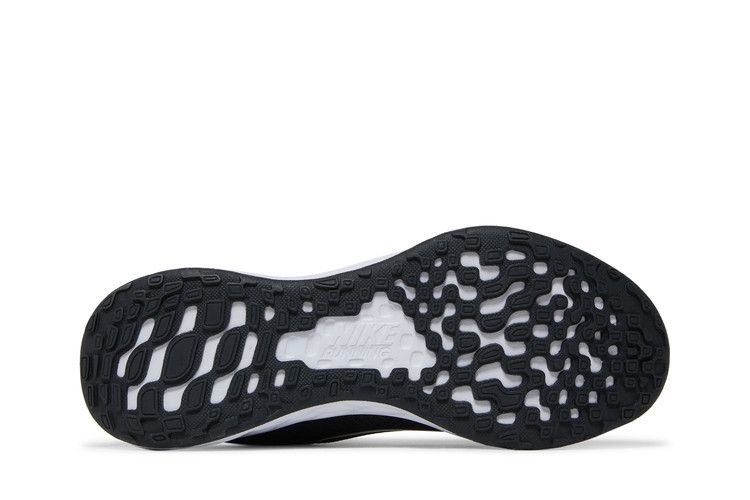 Nike Wmns Revolution 6 Next Nature 'Black White'