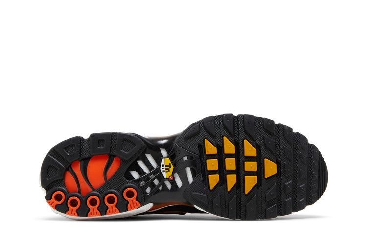 Nike Air Max Plus 'Safety Orange Black'