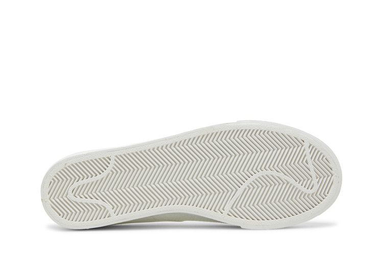 Nike Wmns Blazer Low Platform Essential 'Summit White Woven'