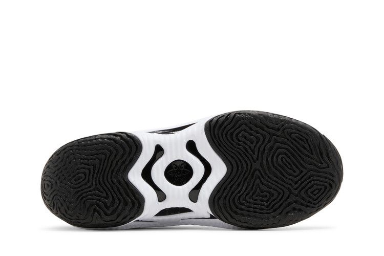 Nike Cosmic Unity 3 TB 'Black White'