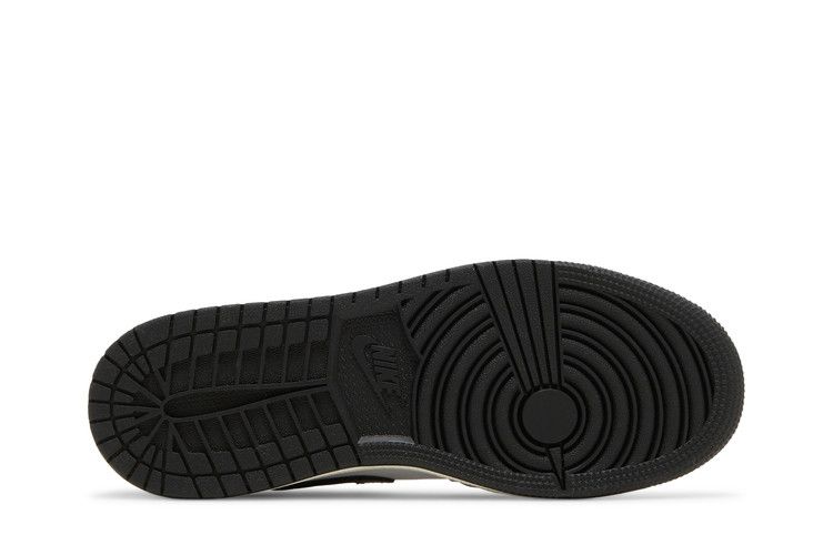 Air Jordan 1 Mid SE GS 'Wear-Away'