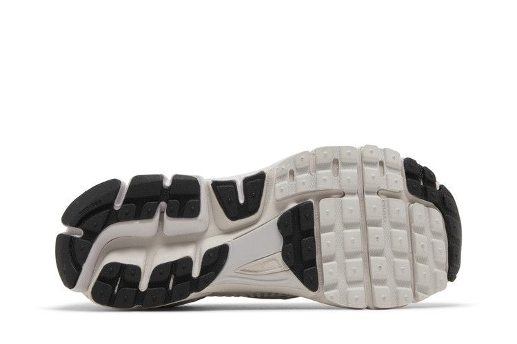 Nike Women's Air Zoom Vomero 5 'White Vast Grey'