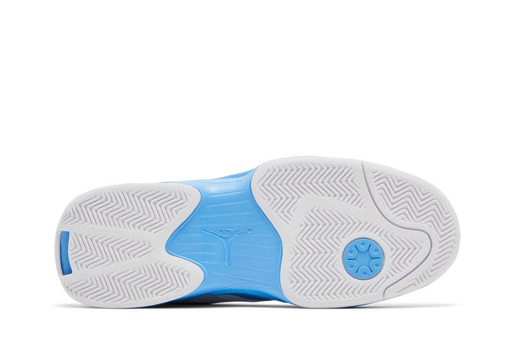 Air Jordan Wmns Jordan Max Aura 6 'White University Blue'