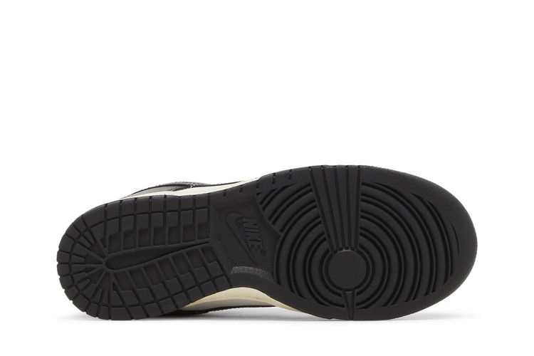 Nike Wmns Dunk Low 'Vintage Panda'