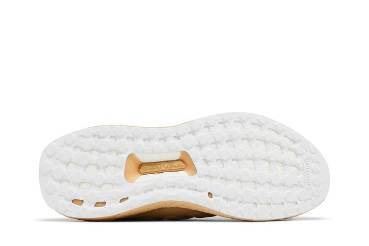 Adidas Wmns UltraBoost 5.0 DNA 'Magic Beige'