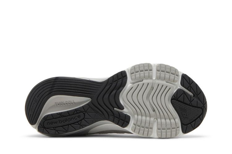 New Balance 990v6 Big Kid 'Castlerock'