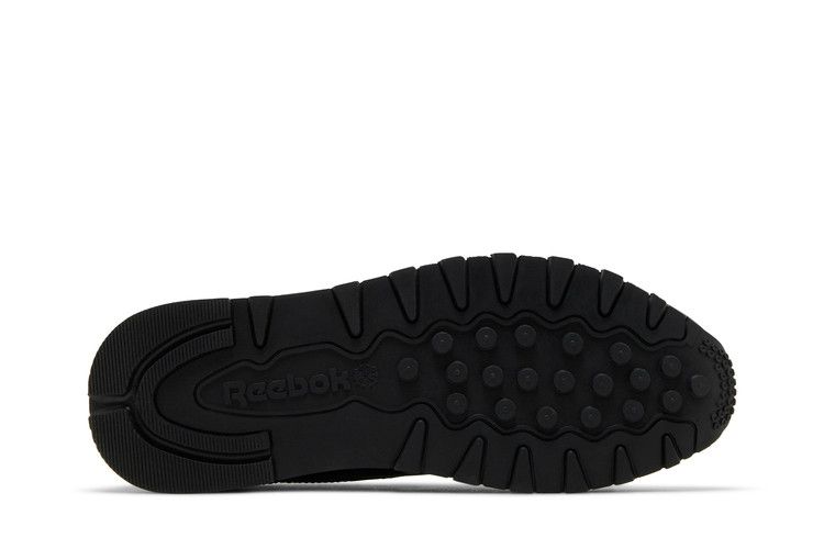 Reebok Classic Leather Big Kid 'Triple Black'