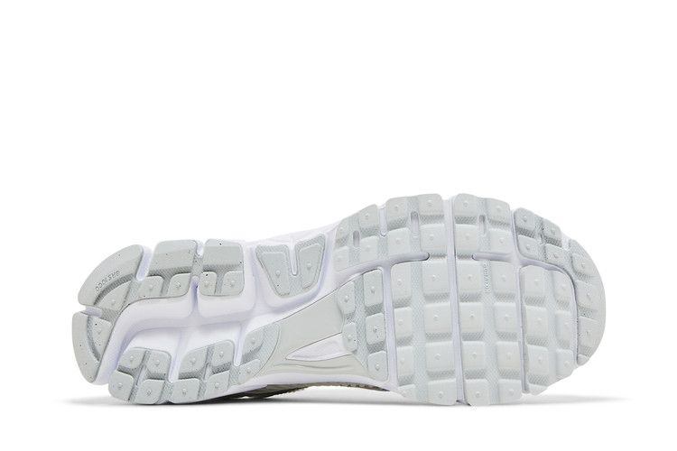 Nike Wmns Air Zoom Vomero 5 'Chrome Toe'