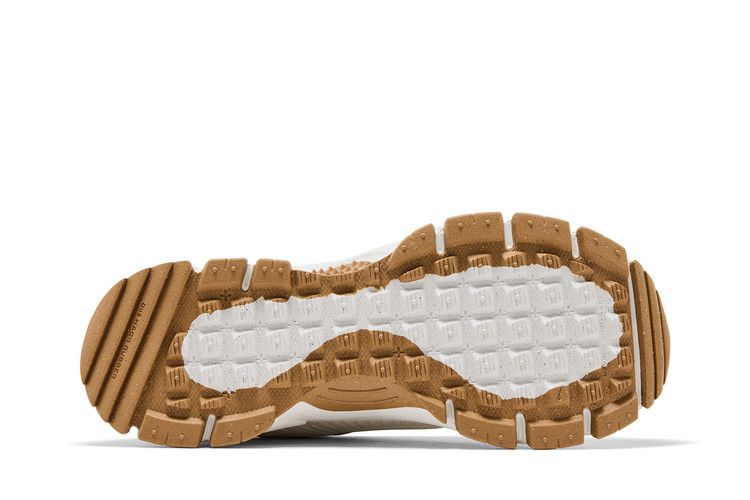 Nike Wmns Zoom Vomero 5 Roam Winterized 'Sail Light Stone Gum'