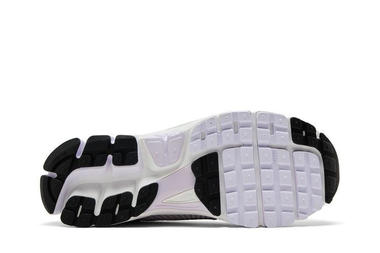 Nike Wmns Air Zoom Vomero 5 'Barely Grape'