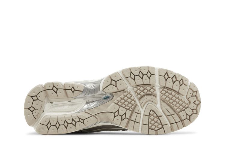 New Balance 1906R 'Silver Metallic Cream'