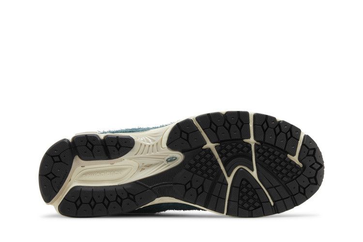 New Balance 2002R 'New Spruce Magnet'