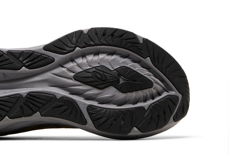 ASICS Novablast 4 Platinum 'Black Champagne'