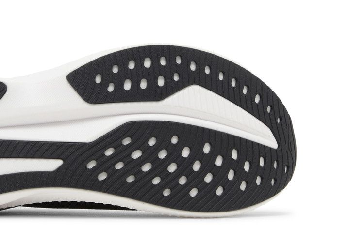 HOKA Mach 6 Wide 'Black White'