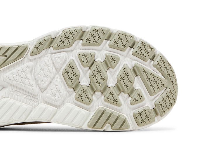 HOKA Arahi 7 2E Wide 'Oat Milk Barley'