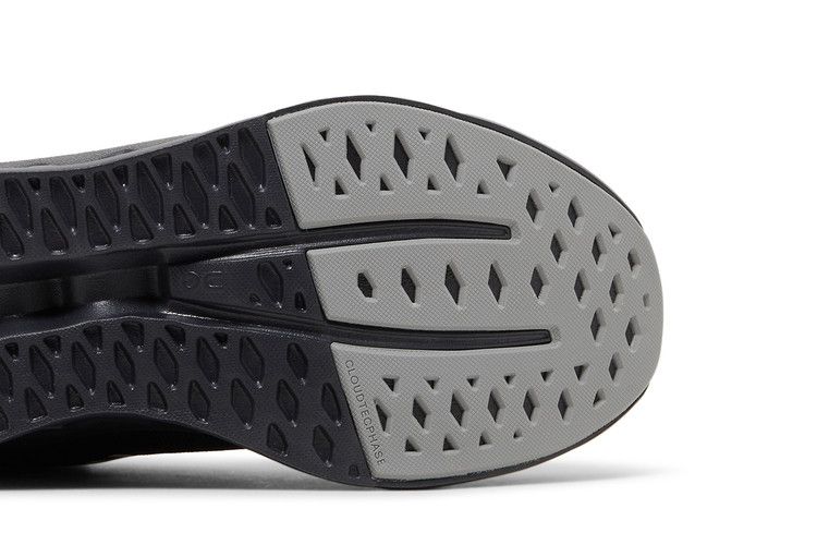 ON Cloudsurfer 'All Black'