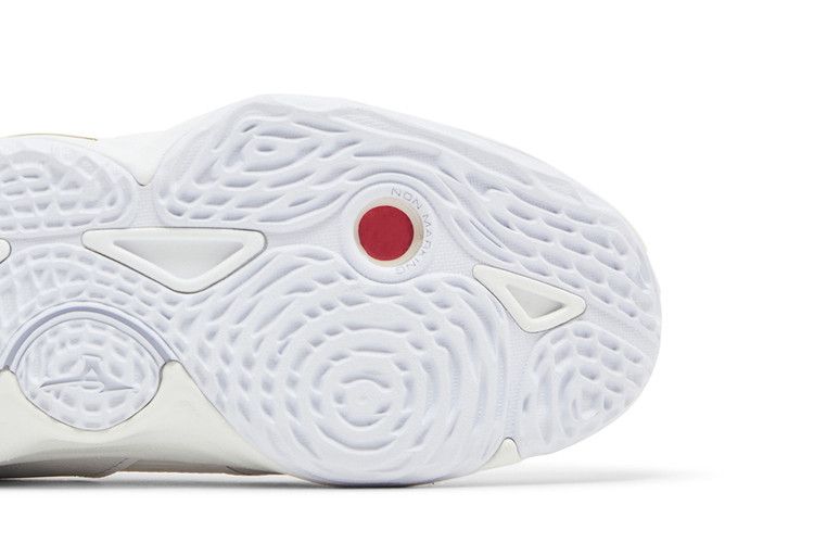 Mizuno Wmns Wave Momentum 3 'White Gold'