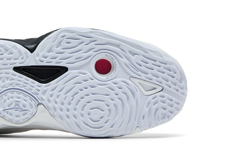 Mizuno Wave Momentum 3 Mid 'White Black'