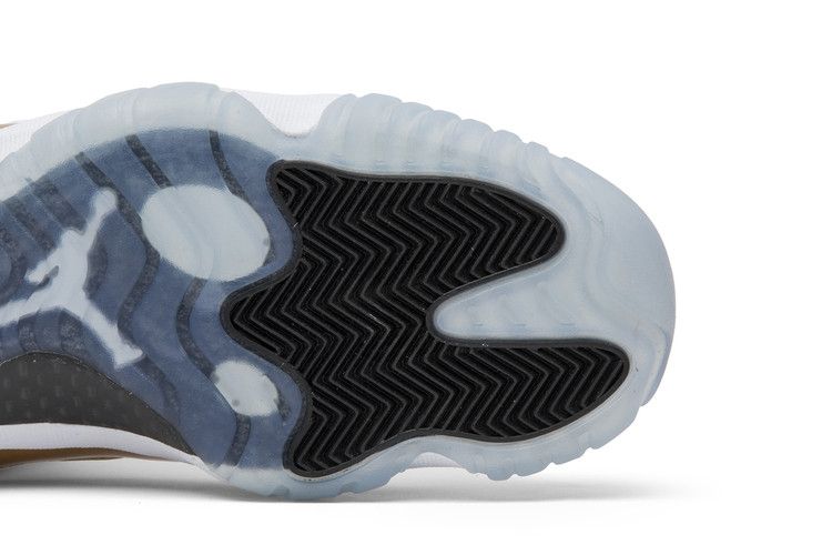 Air Jordan 11 Retro Low 'Closing Ceremony'