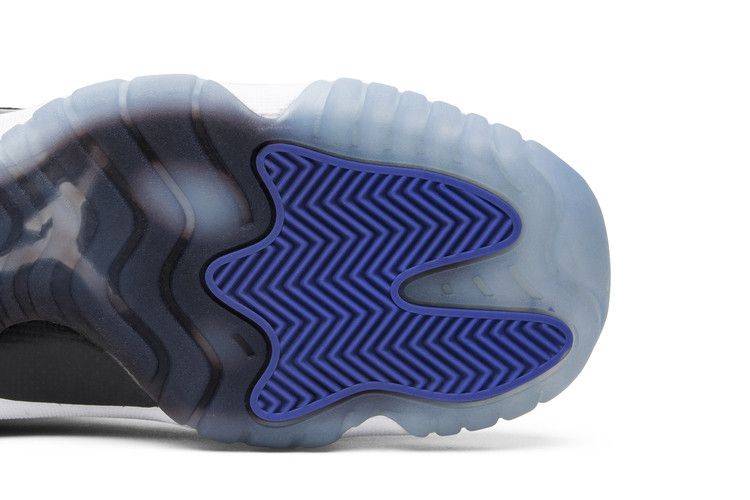 Air Jordan 11 Low BG 'Concord'