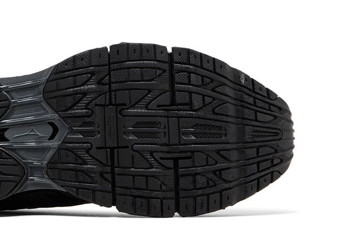 Mizuno Wave Prophecy LS 'Iron Gate Black'