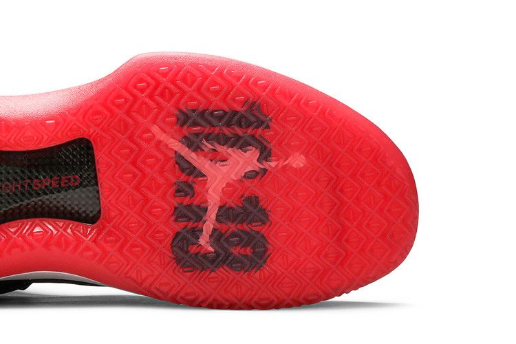 Air Jordan 32 Low 'Banned'