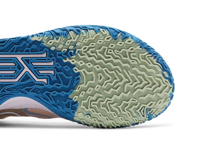 Nike Kyrie 7 '1 World 1 People - Regal Pink'