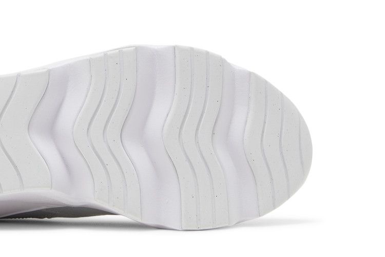 Nike Wmns RYZ 365 2 'White Metallic Platinum'