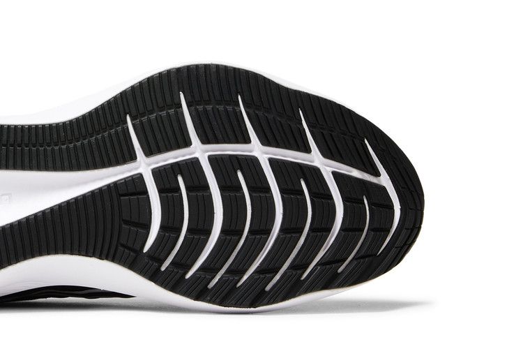 Nike Winflo 8 'Black White'