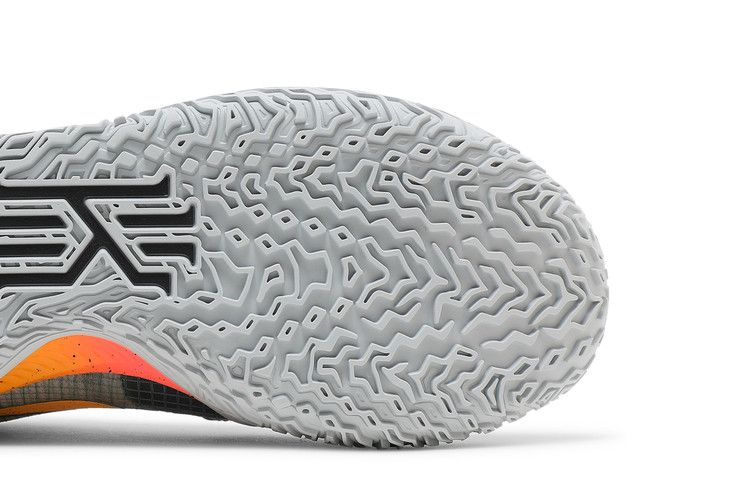 Nike Kyrie 4 Low 'Sunrise'