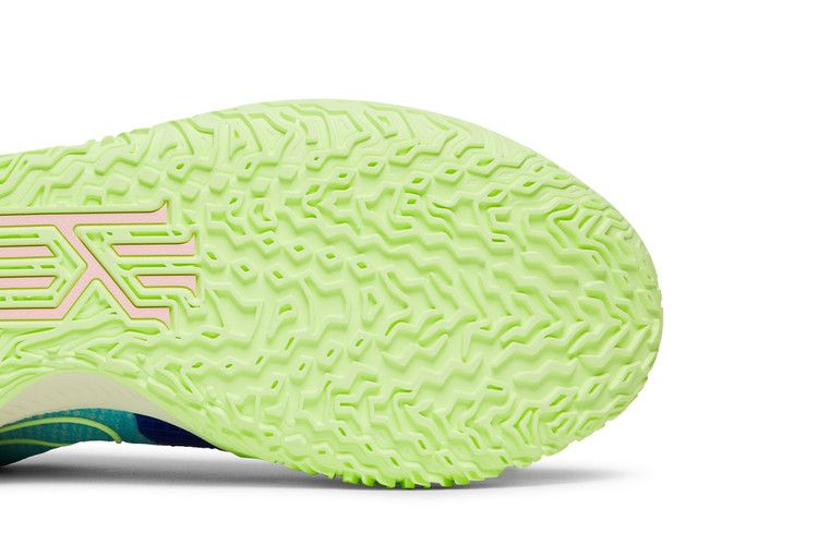 Sue Bird x Nike Kyrie Low 4 'Dynasty'