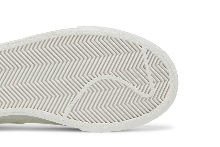 Nike Wmns Blazer Low Platform Essential 'Summit White Woven'